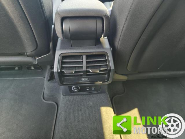 AUDI Q3 35 TDI Business S tronic