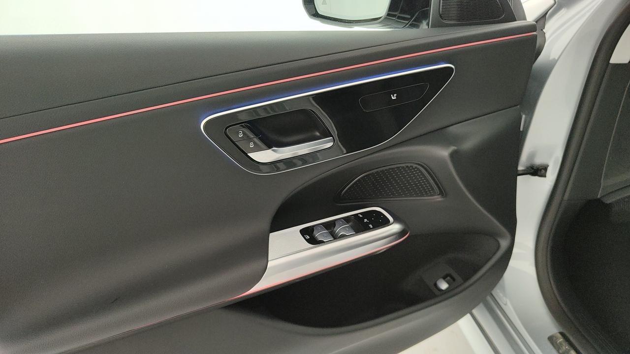 Mercedes-Benz E SW 220 d Advanced auto