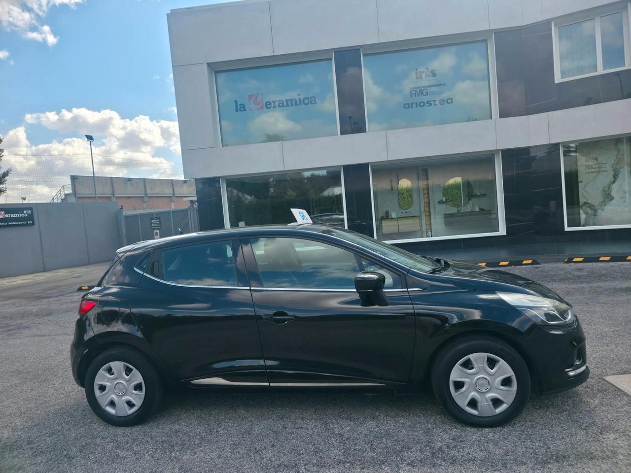 Renault Clio TCe 12V 90 CV GPL 5 porte Business
