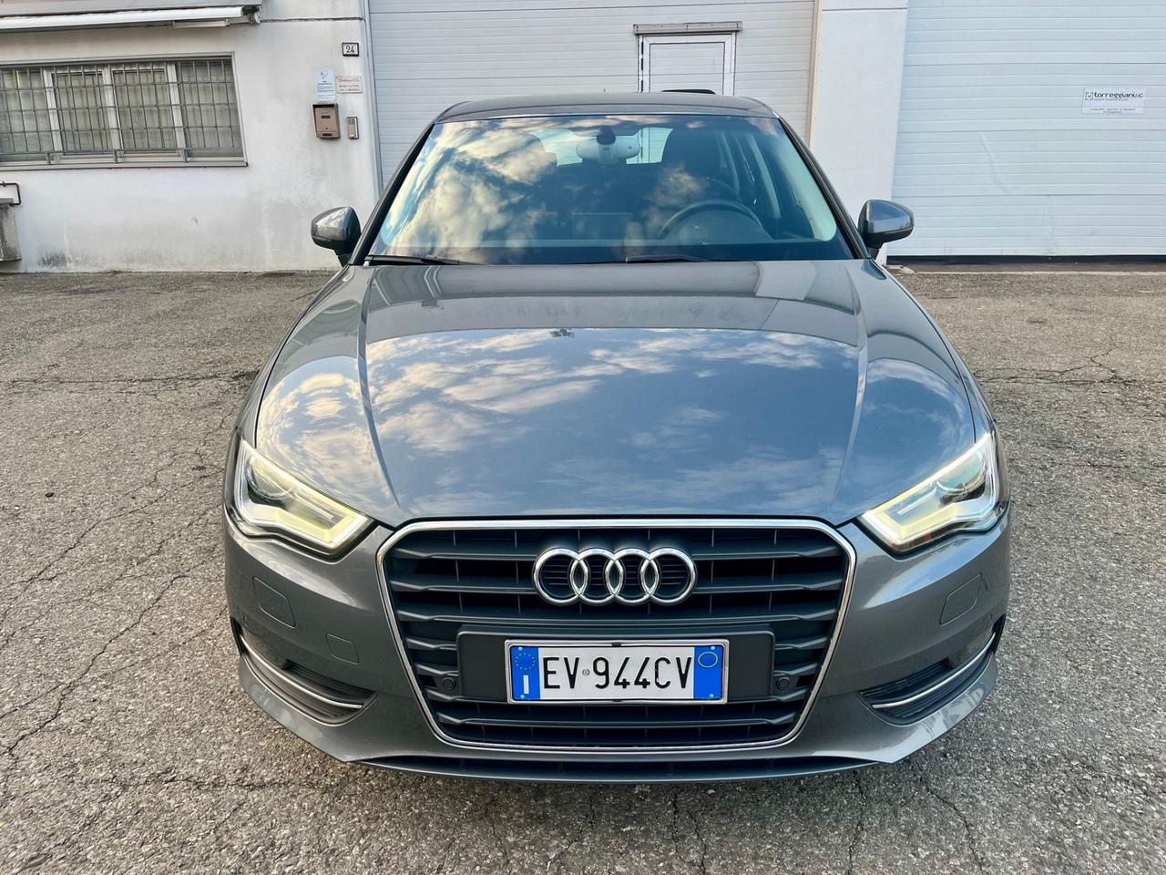 Audi A3 1.6tdi 2014 85.000km c.automatico perfetta