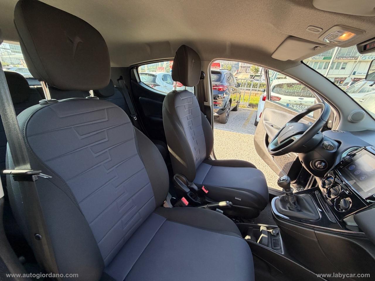 LANCIA Ypsilon 1.0 FireFly 5p.S&S Hyb. Platino