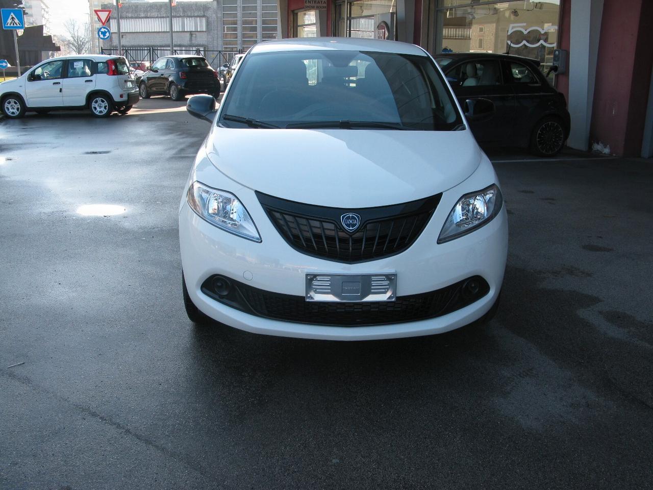 Lancia Ypsilon 1.0 FireFly 5 porte S&S Hybrid Oro