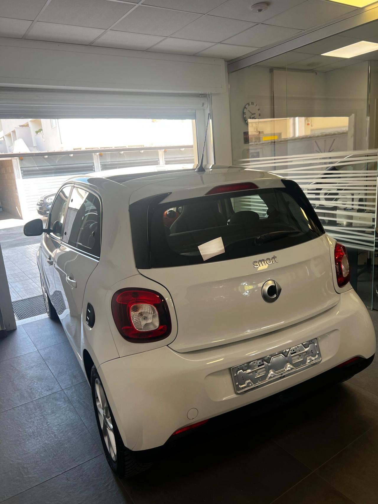 Smart ForFour 70 1.0 Passion NEOPATENTATI