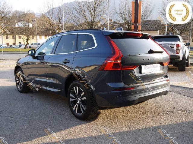 VOLVO XC60 B4 (d) awd Geartronic Momentum (GOOGLE)