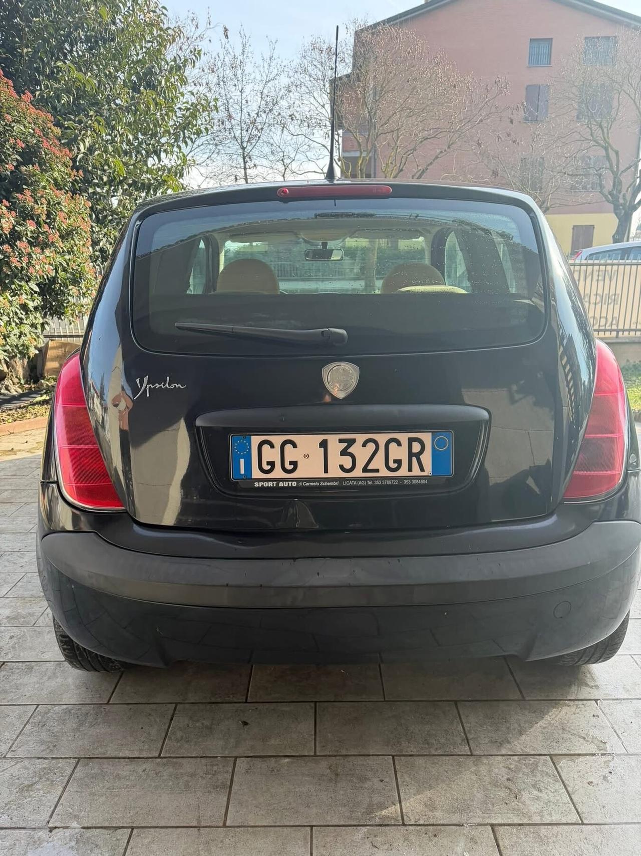 Lancia Ypsilon 1.2 Argento