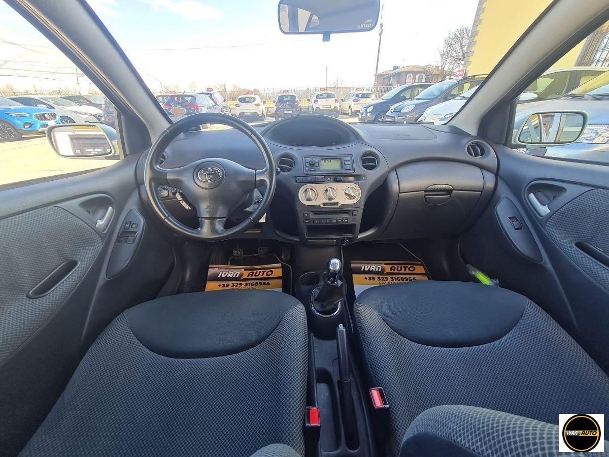 TOYOTA Yaris 1.3 Benzina-Neopatentati