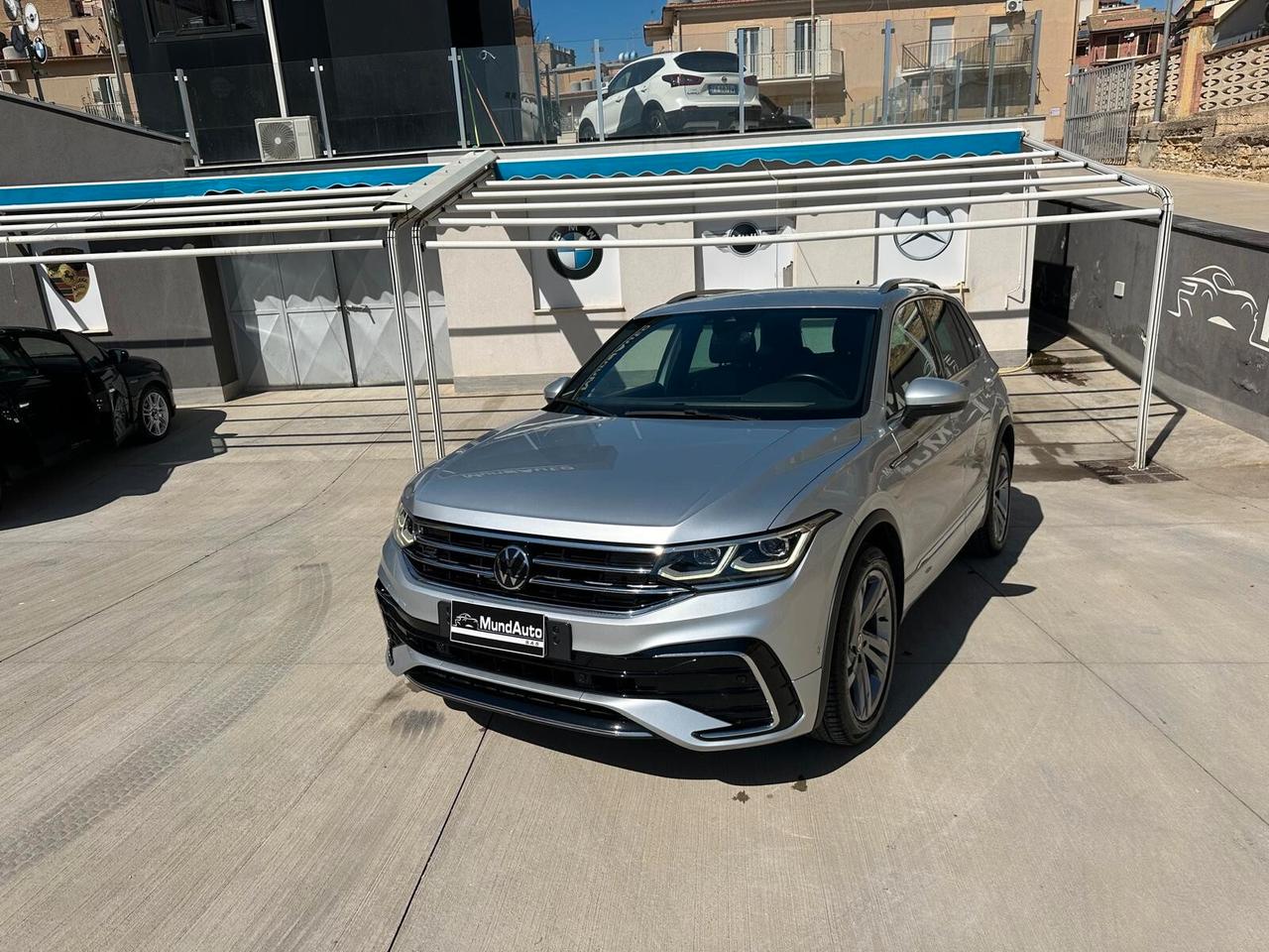 Volkswagen Tiguan 2.0 TDI 150 CV SCR DSG 4MOTION R-Line