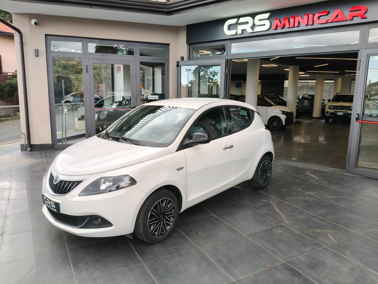 Lancia Ypsilon 1.0 FireFly 5 porte S&S Hybrid Ecochic Gold