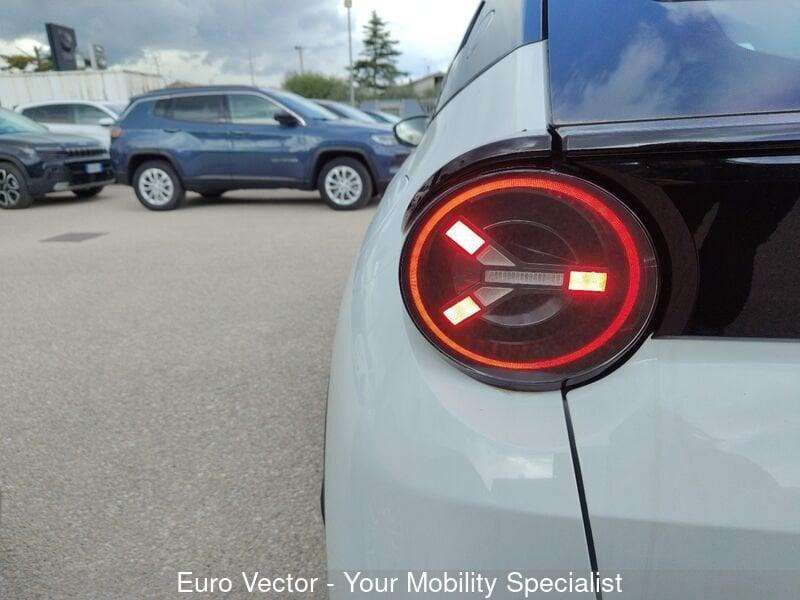 Lancia Ypsilon Ypsilon Hybrid e-DCT