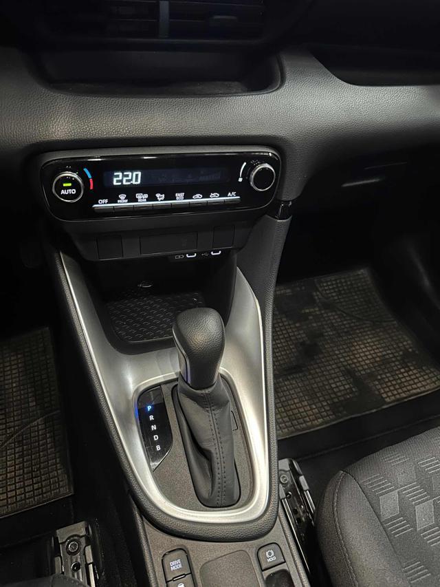 TOYOTA Yaris 1.5 Hybrid 5 porte Active