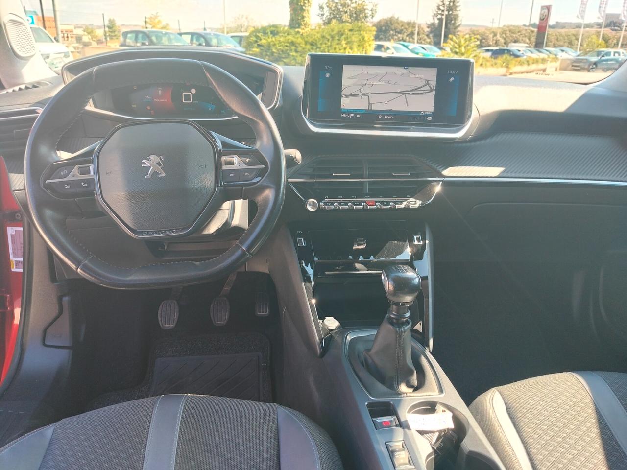 Peugeot 2008 PureTech 100 S&S Allure