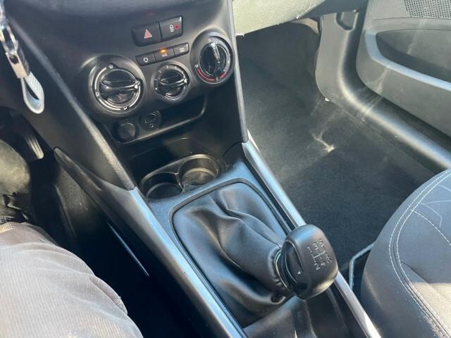 Peugeot 2008 1.6 BlueHDi 100 Black Matt