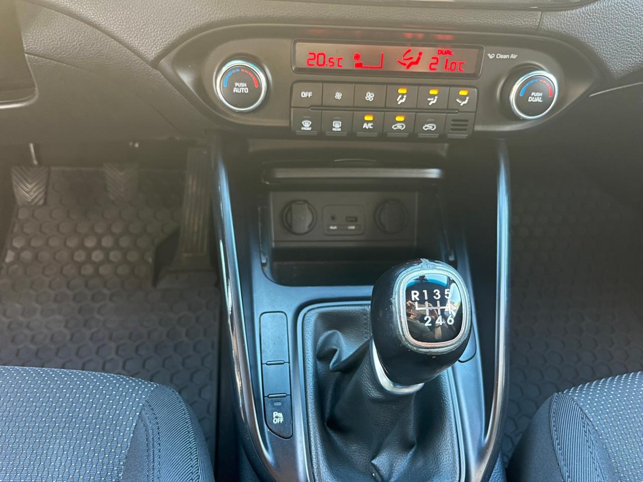 Kia Carens 1.7 crdi Cool 115cv 5p.ti