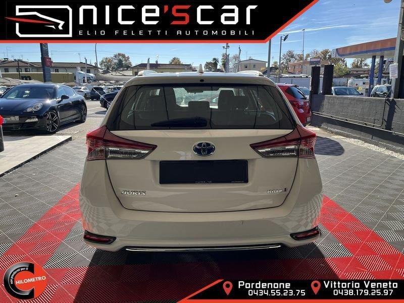 Toyota Auris Touring Sports 1.8 Hybrid Active