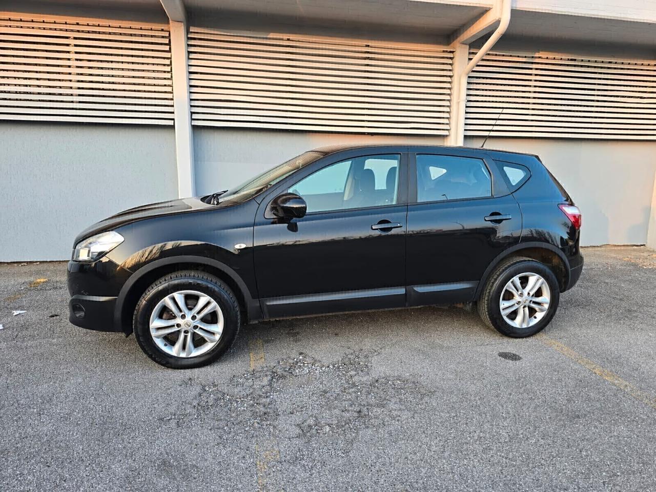 Nissan Qashqai 1.5 dCi DPF Tekna