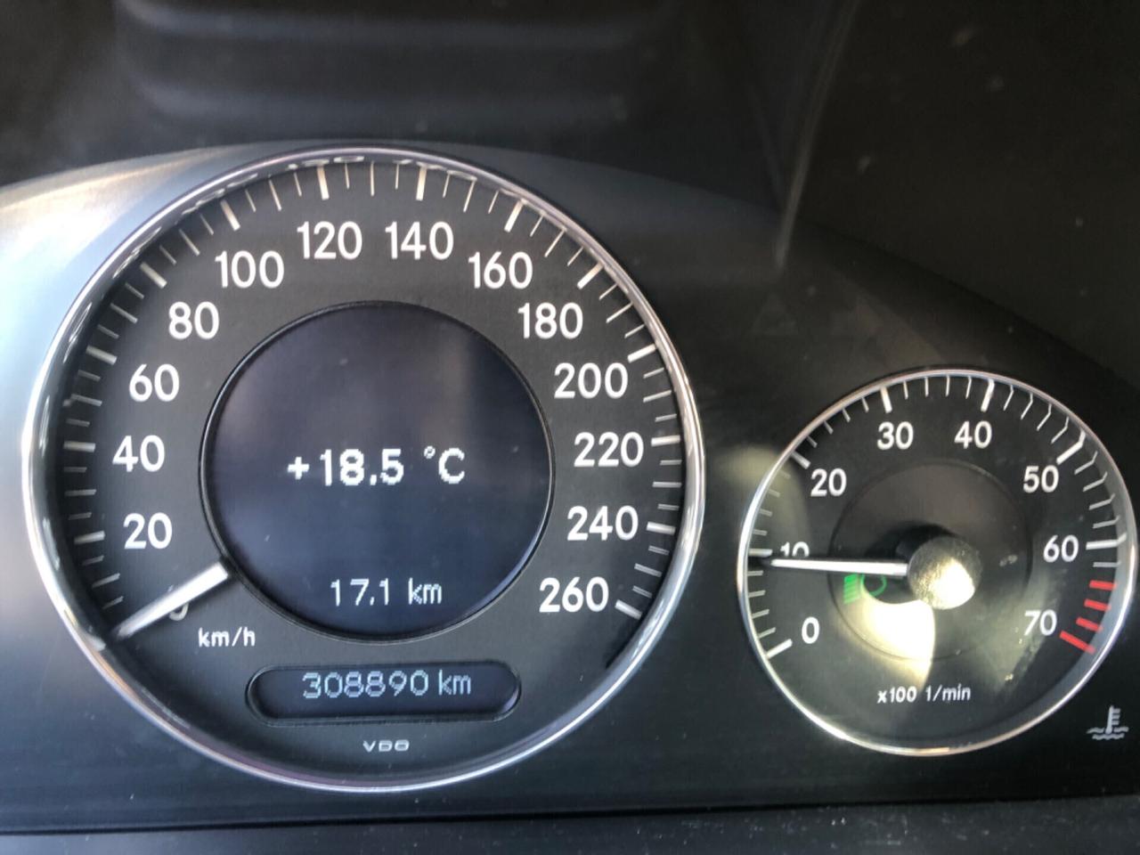 MERCEDES E200 KOMPRESSOR - METANO