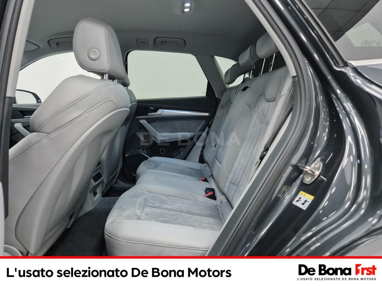 Audi Q5 45 2.0 tfsi mhev business sport quattro 245cv s-tronic