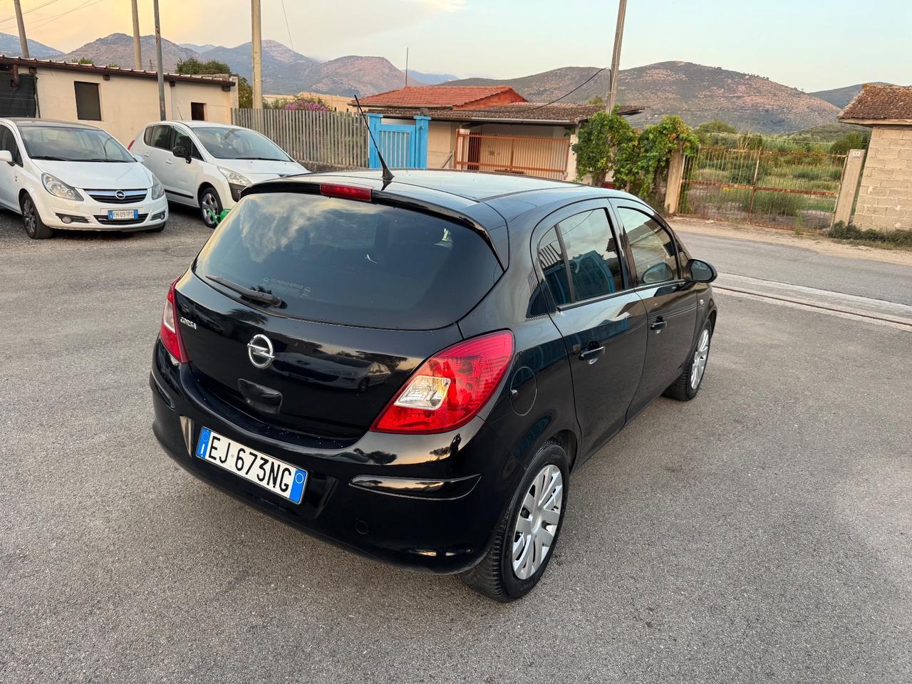 Opel Corsa 1.0 12V 5 porte Elective