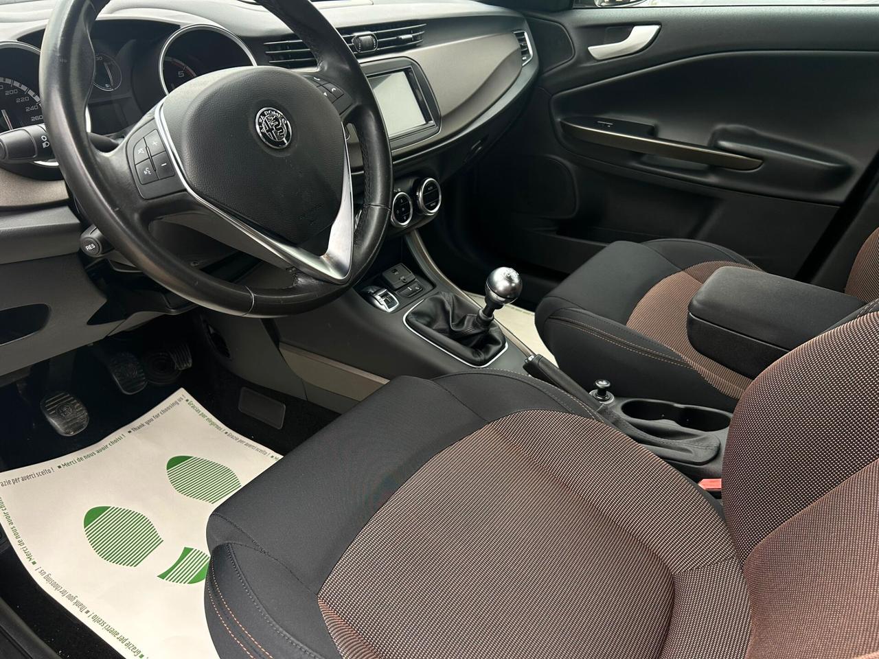 Alfa Giulietta 1.6 MJ DISTINCTIVE Km129.000-2014