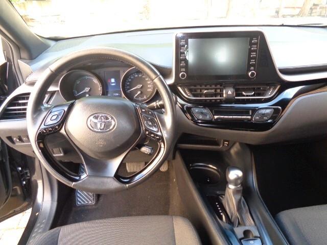 Toyota C-HR 1.8 Hybrid E-CVT Active NESSUN VINCOLO DI FINANZIAMENTO