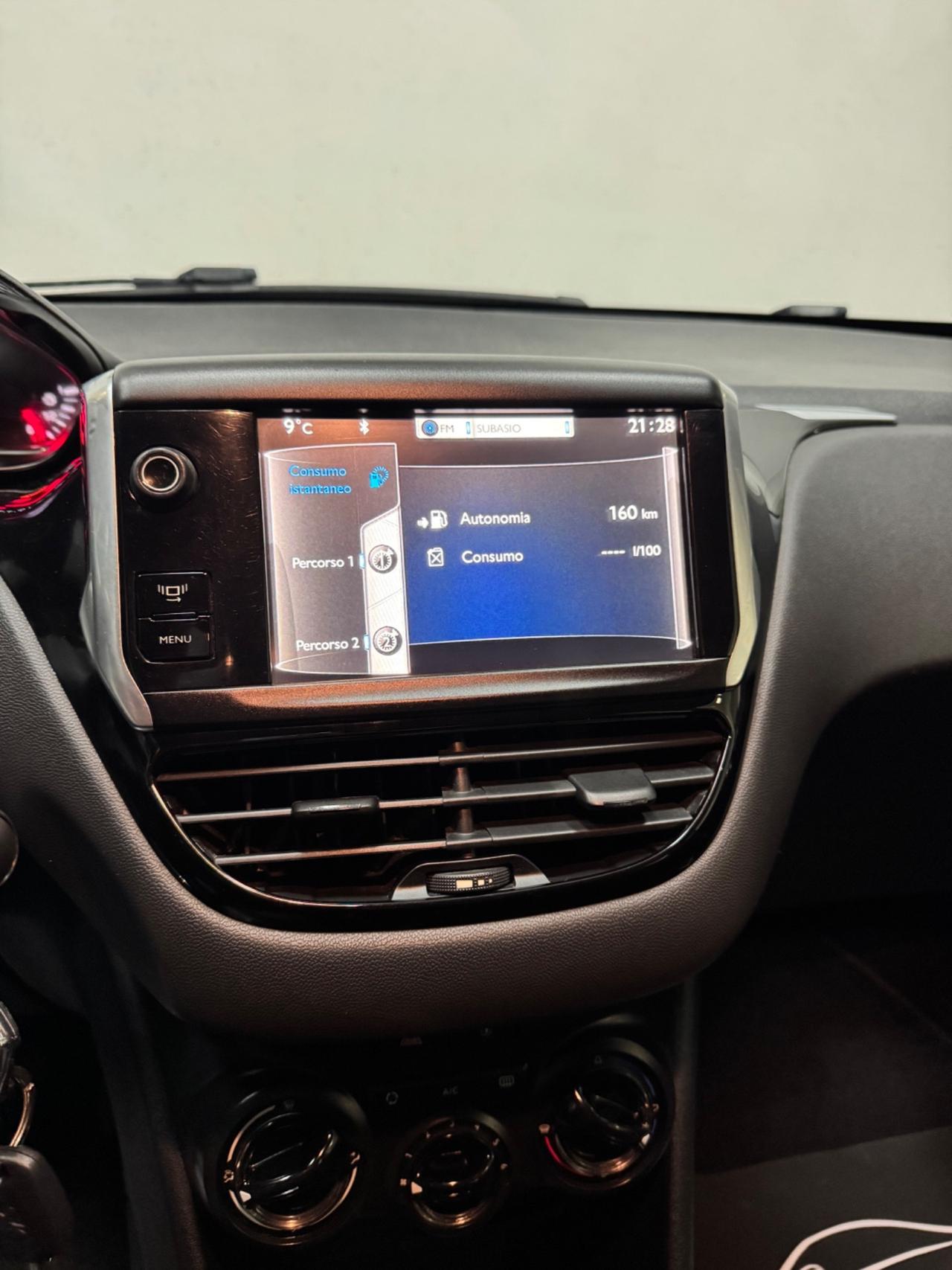 Peugeot 208 1.4 HDi 68 CV 5 porte Allure