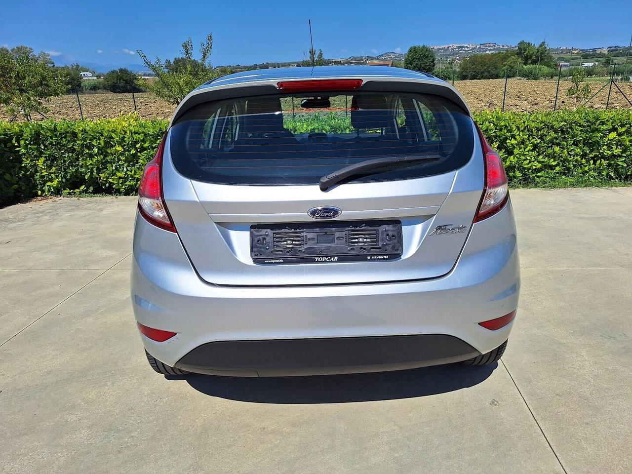 Ford fiesta 1.4 GPL 95cv.Distribuzione Ok