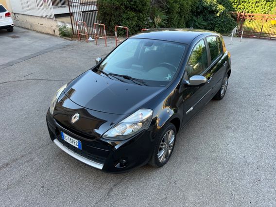 Renault Clio 1.2 16v 5 Porte Luxe 20 Th