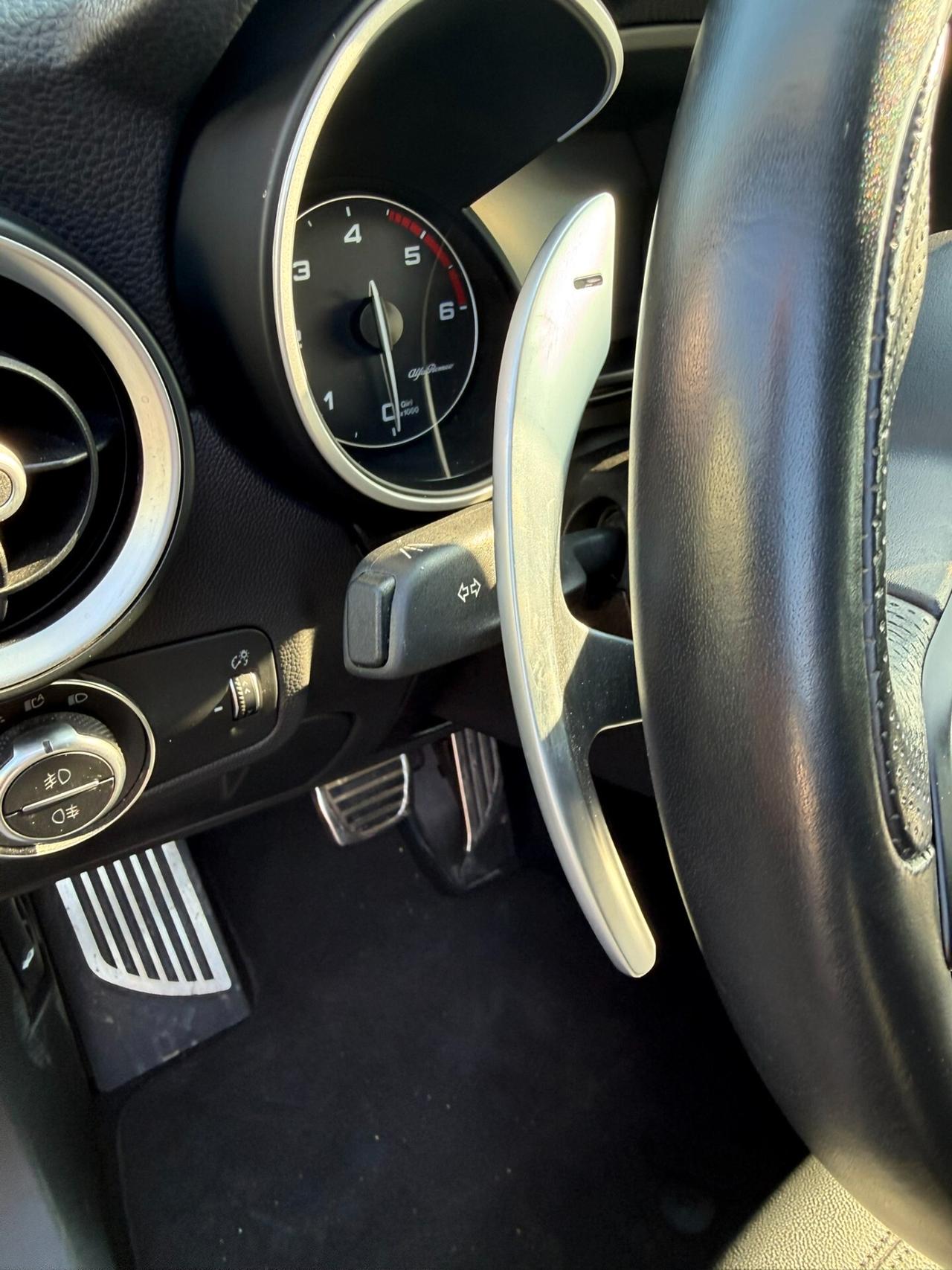 Stelvio 2.0 Turbo 200 CV AT8 Q4 Sprint 02/2021