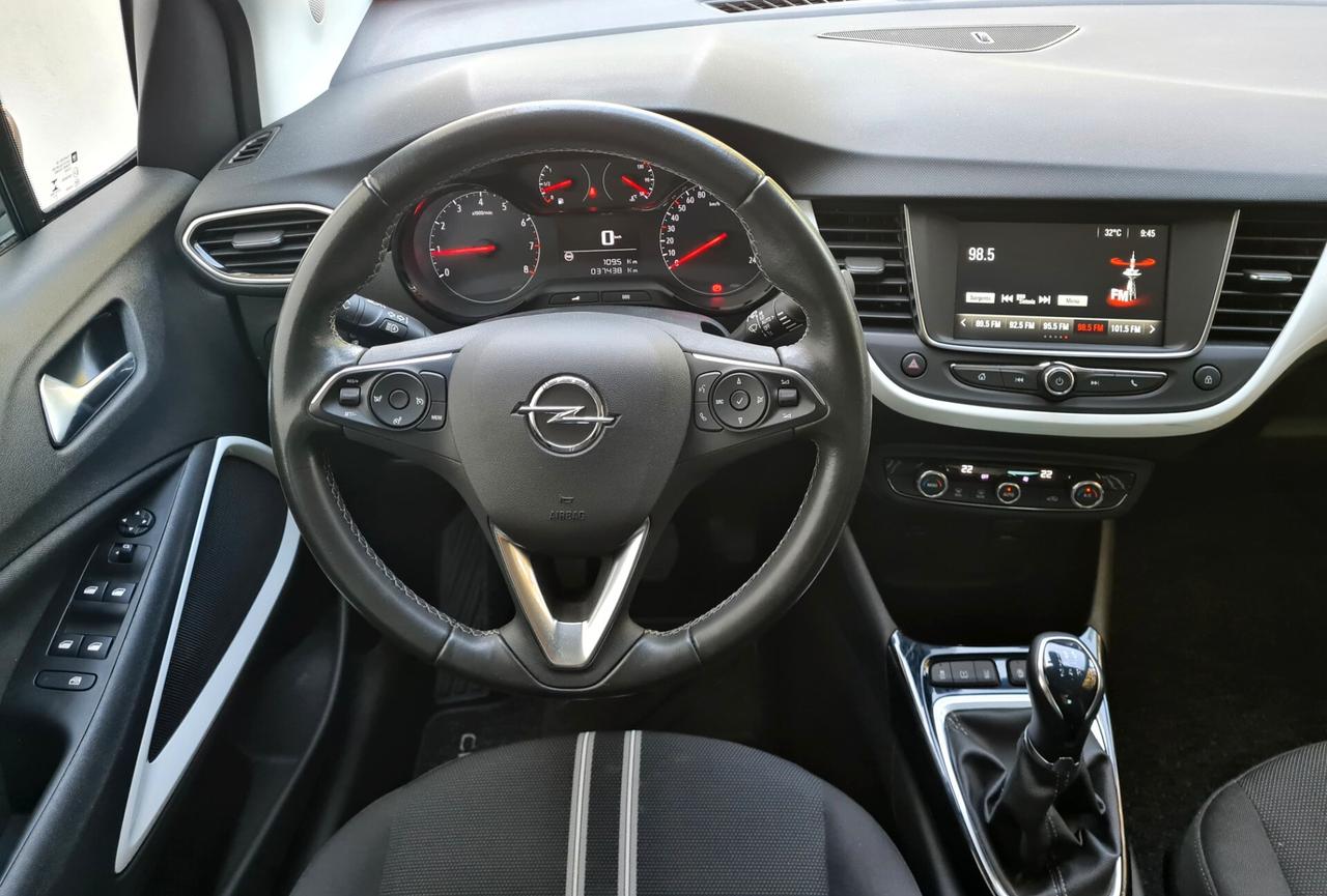Opel Crossland 1.2 82 CV Design & Tech