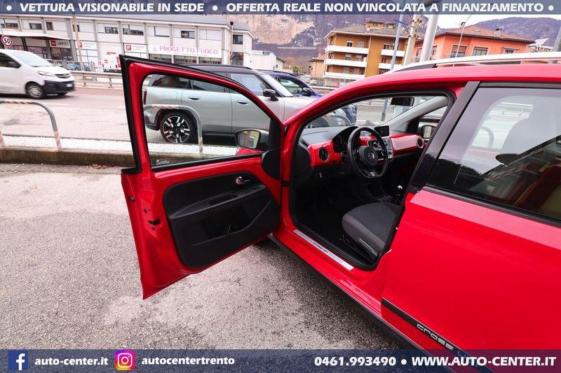 Volkswagen up! 1.0 75 CV 5p. cross