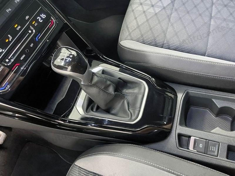 Volkswagen T-Roc T-Roc 1.0 tsi R-Line 110cv