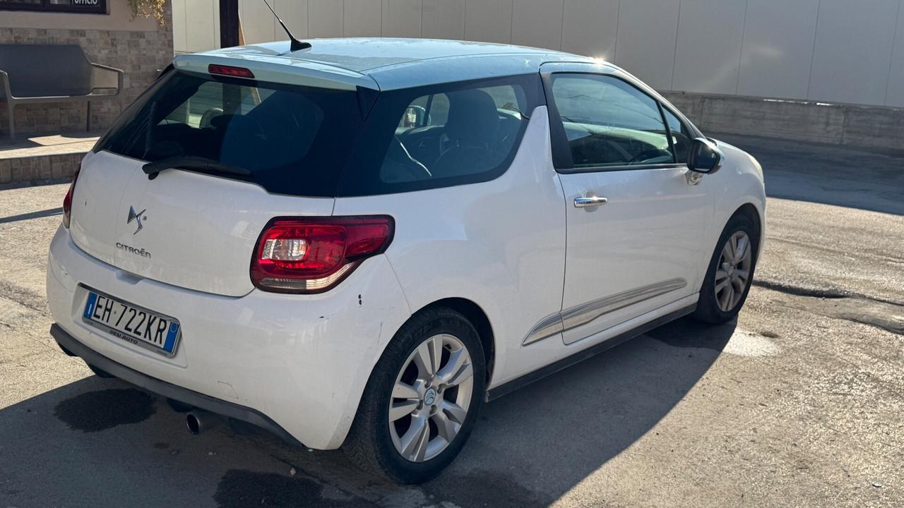 Ds DS3 3 1.4 VTi 95 Chic GPL-2011