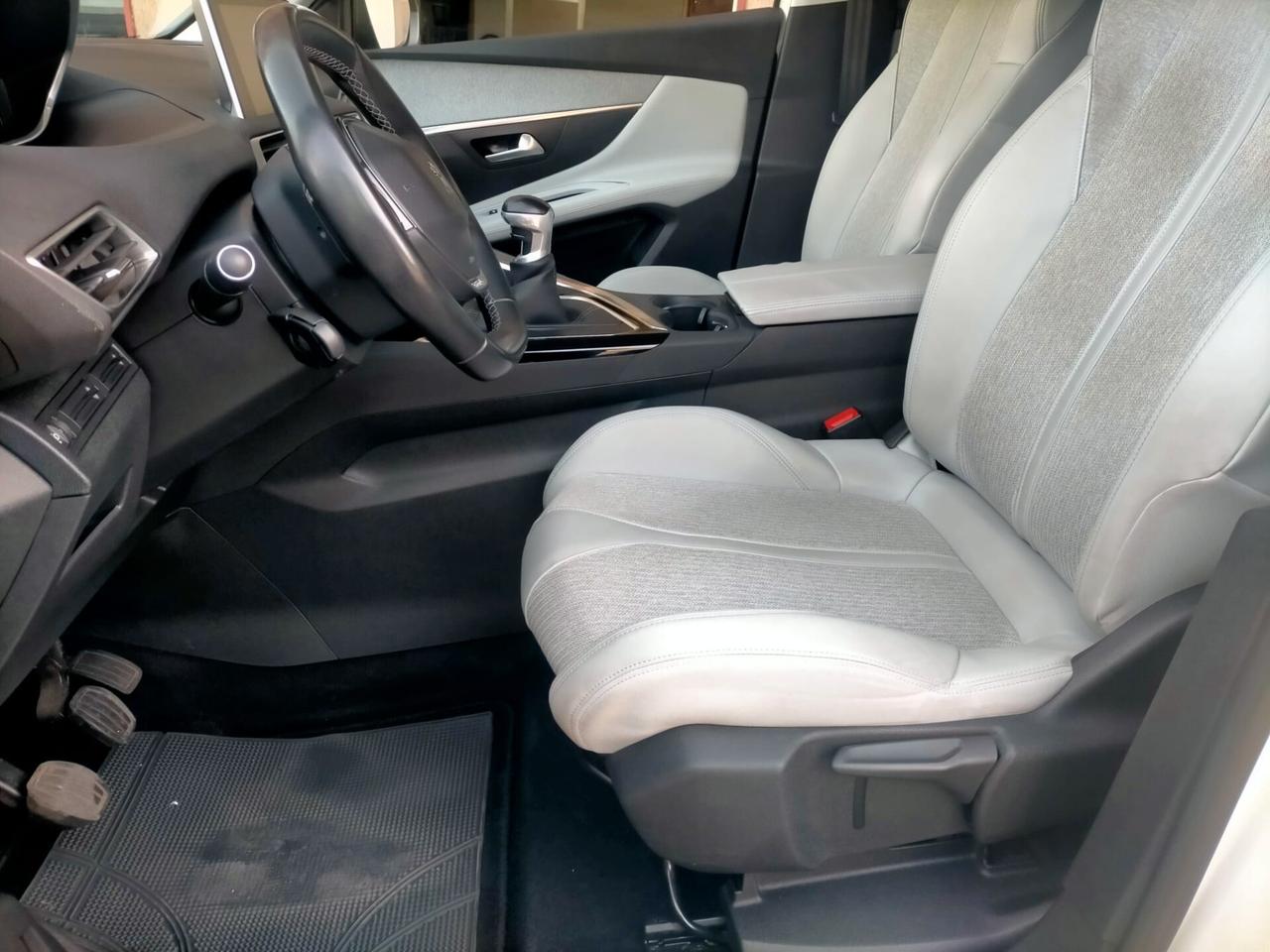 Peugeot 3008 BlueHDi 130 S&S Allure