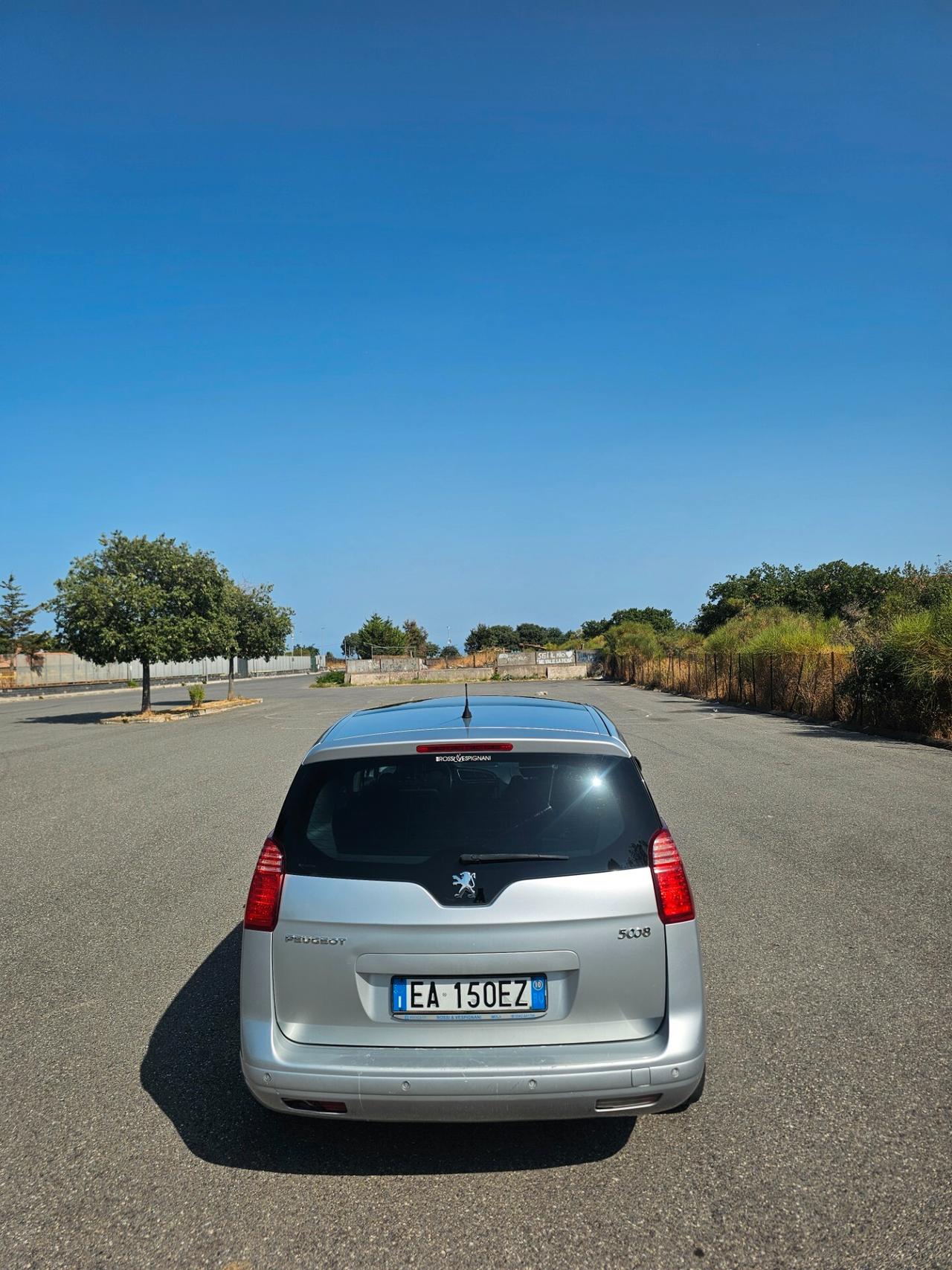 Peugeot 5008 7 posti 1.6 HDi 110CV Platinum