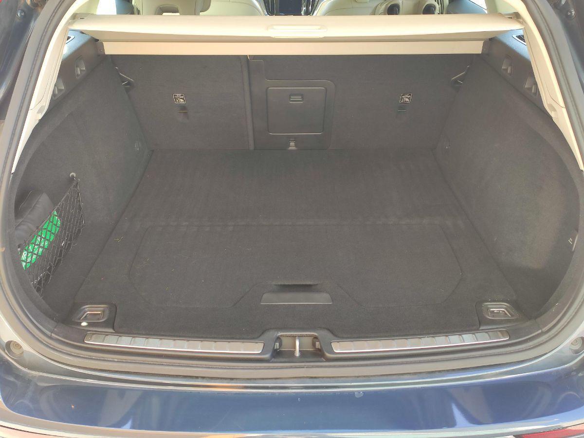 VOLVO - V60 - B4aut. Plus Bright