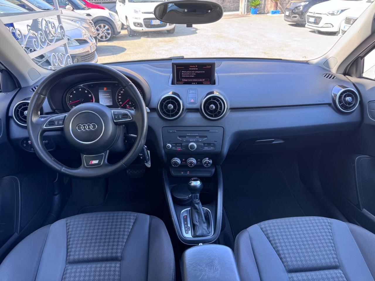 Audi A1 1.4 TFSI S tronic Attraction 122cv TETTO