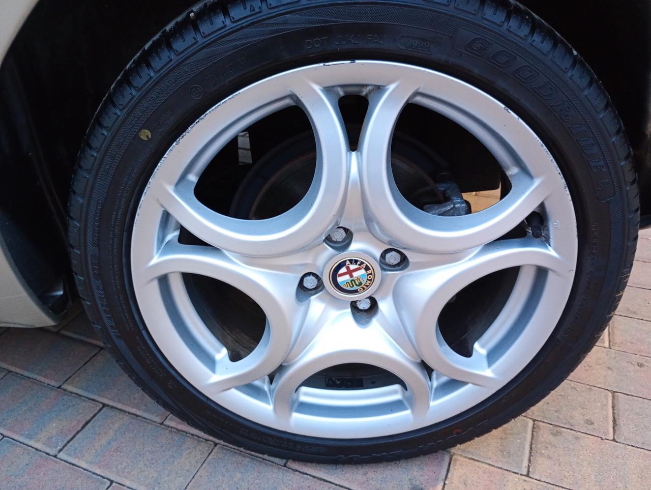 Alfa Romeo MiTo 1.4 Turbo 135 CV M.air S&S Distintive Sport Pack