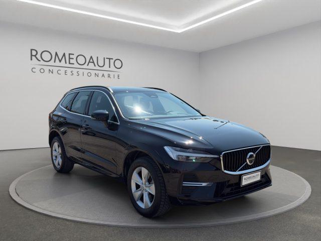 VOLVO XC60 B4 (d) AWD Geartronic Momentum Pro