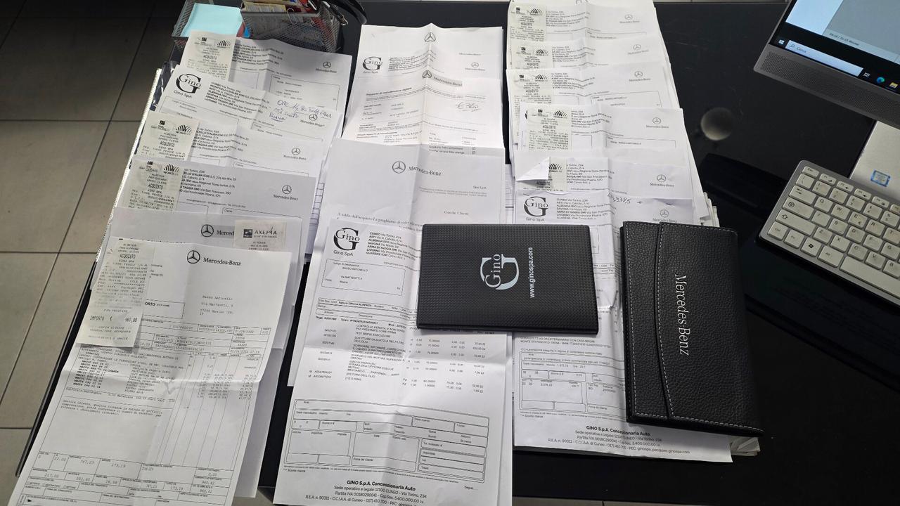 Mercedes-benz GLB 200 d Premium PLUS AMG GARANZIA 12 MESI