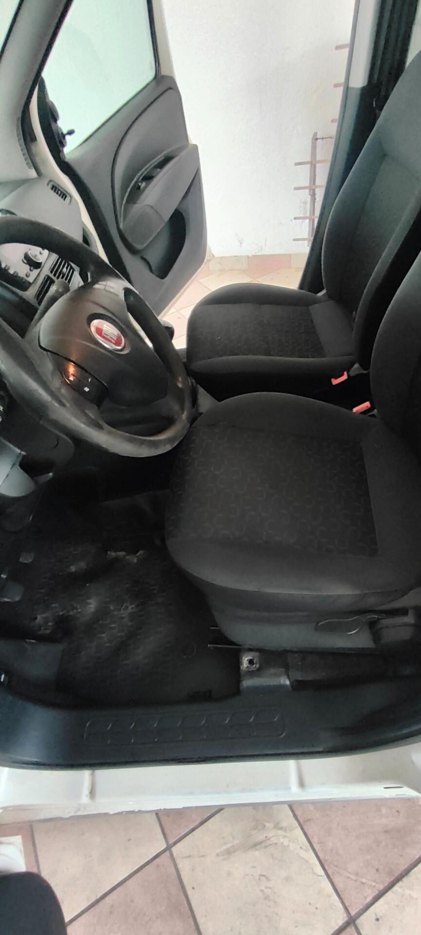 Fiat Doblo Doblò 2.0 MJT 16V Emotion