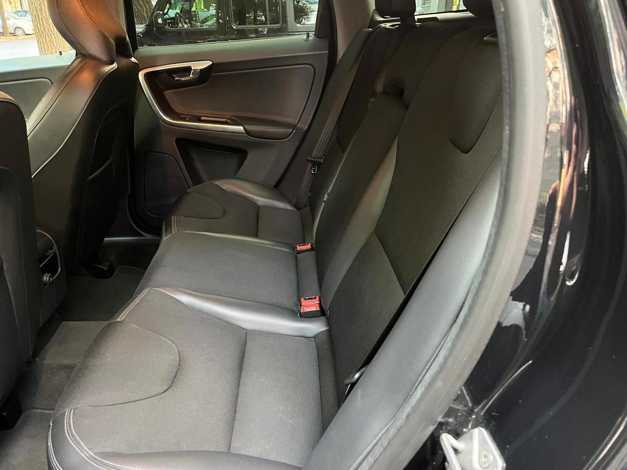 Volvo XC 60 XC60 D4 AWD Momentum