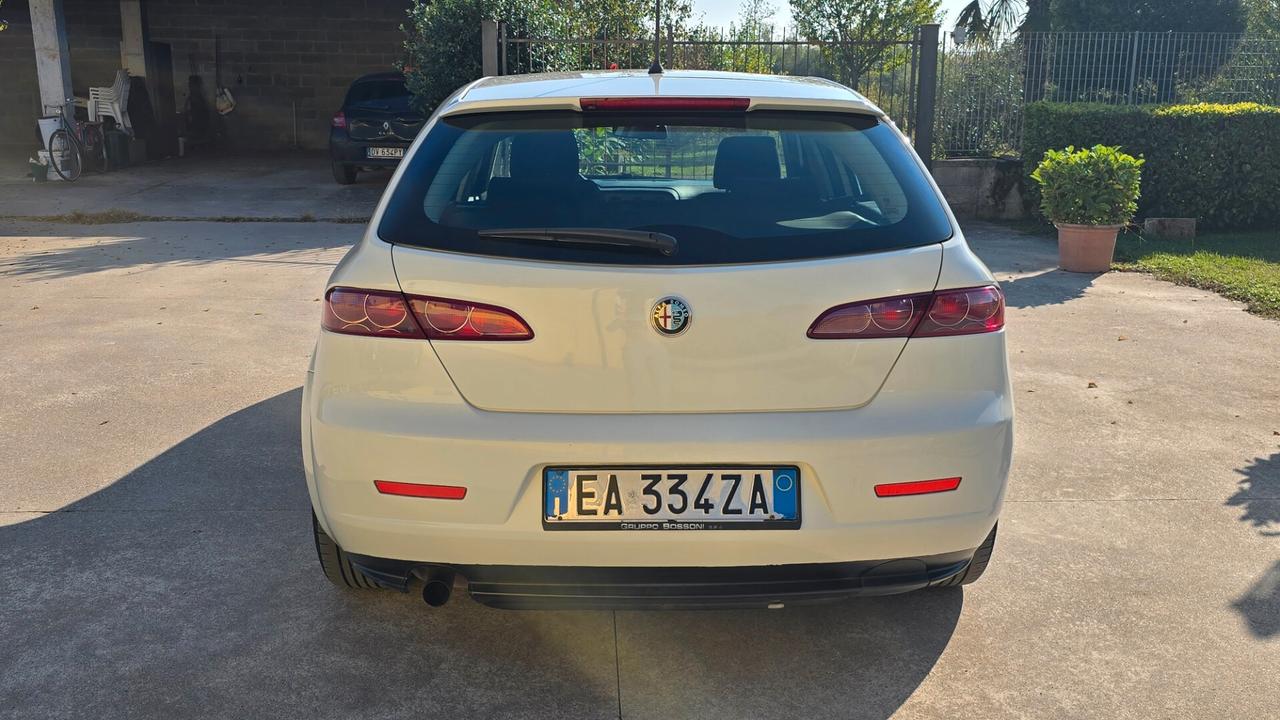 ALFA 159 1.9 JTDM PARI AL NUOVO
