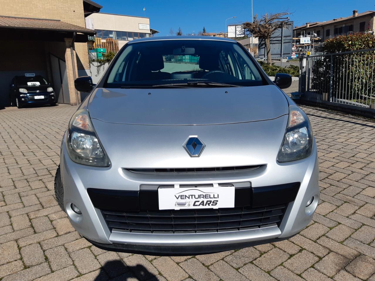 Renault Clio 1.2 16V 5 porte Dynamique X NEOPATENTATI