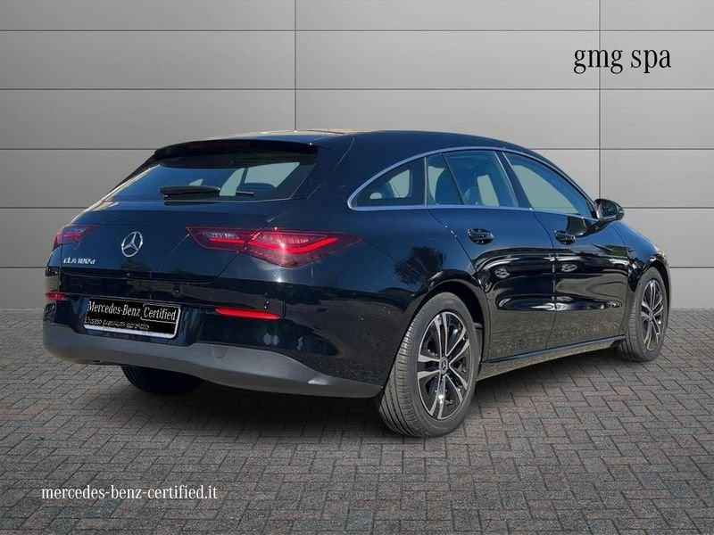 Mercedes-Benz CLA Shooting Brake 180 d Advanced auto