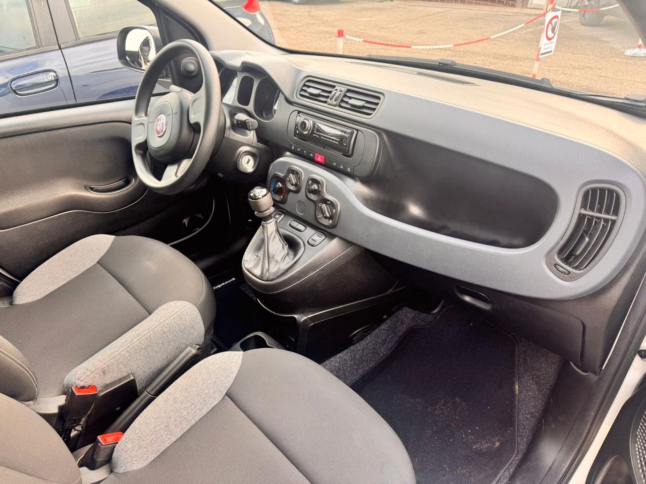 FIAT PANDA 1,0 HYBRID 70 CV LOUNGE