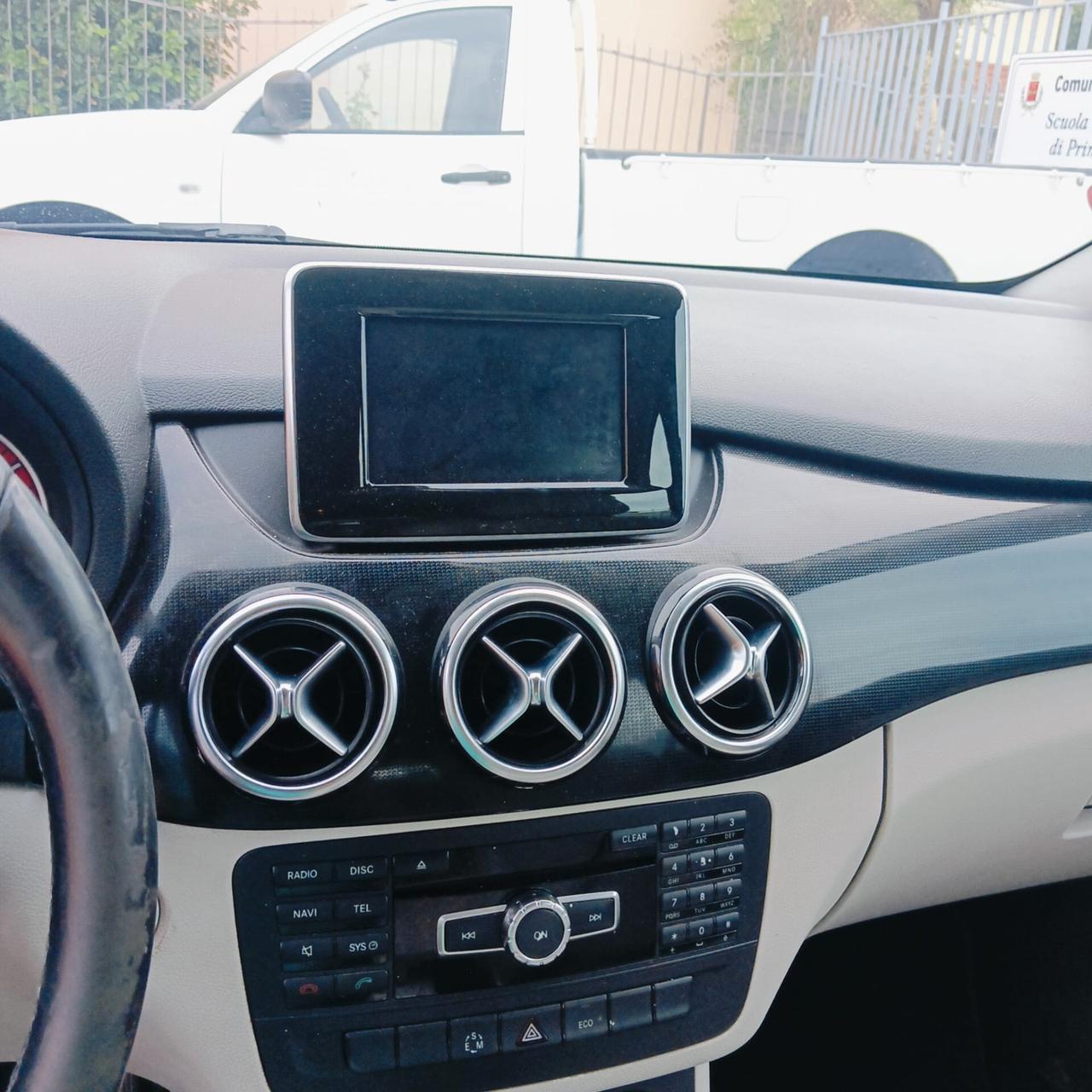 Mercedes-benz B 200 NGD Sport