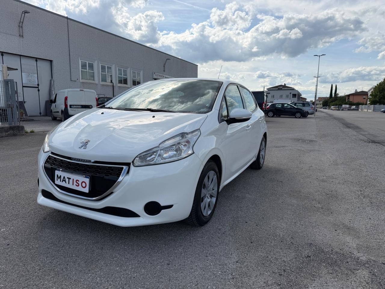 Peugeot 208 1.4 HDi 68 CV 5 porte 12. GARANZIA