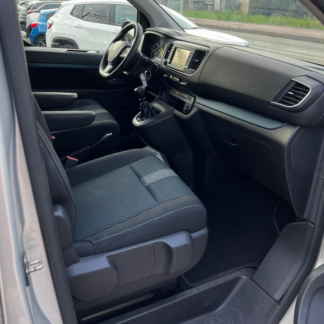 Peugeot Traveller 1.5 DIESEL 120 CV furgone 8 posti allestimento allure, UNICO PROPRIETARIO 06/2019