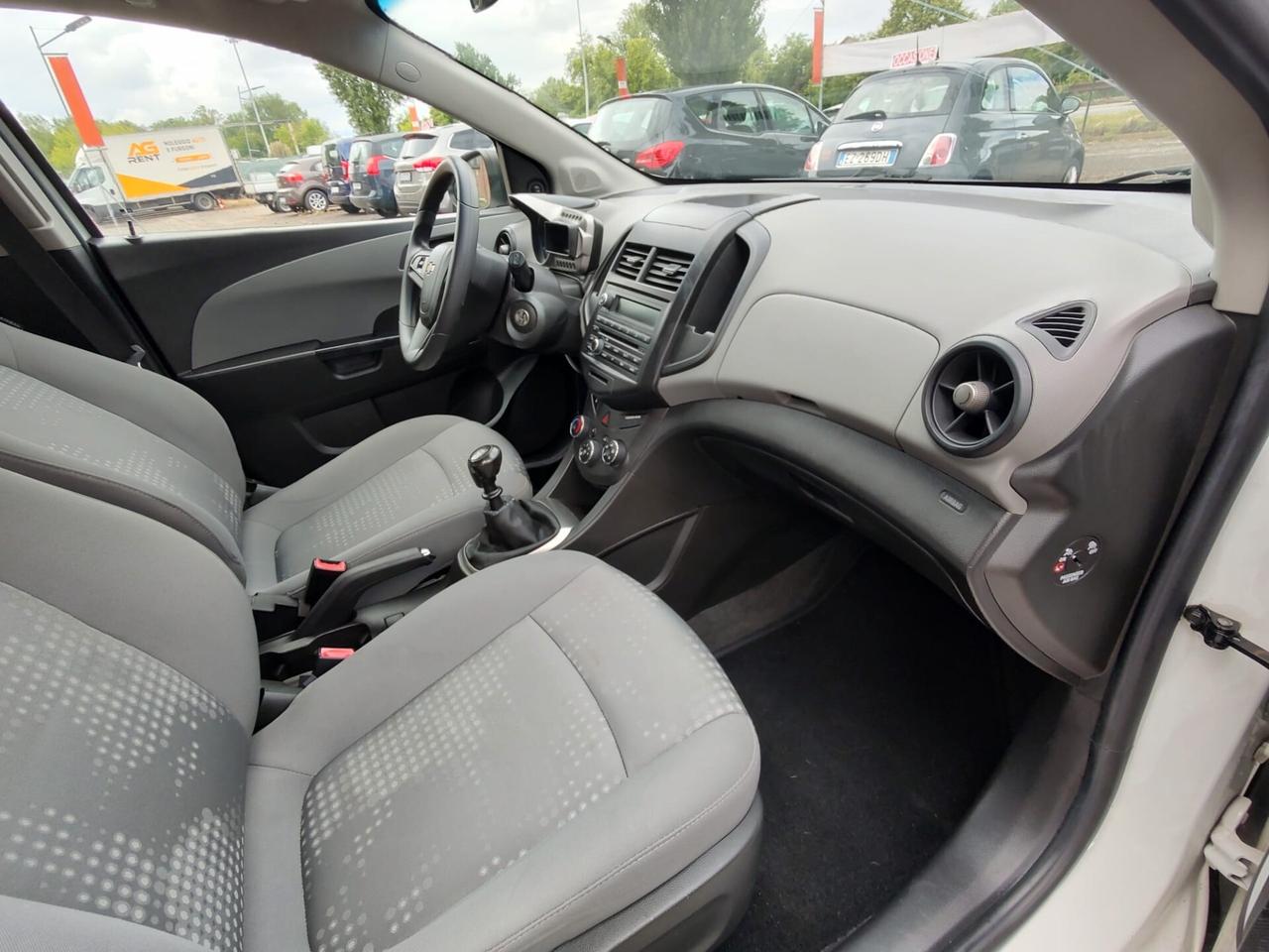 Chevrolet Aveo 1.2 70CV 5 porte LS, OK NEOPATENTATI, GARANZIA L.12 MESI.