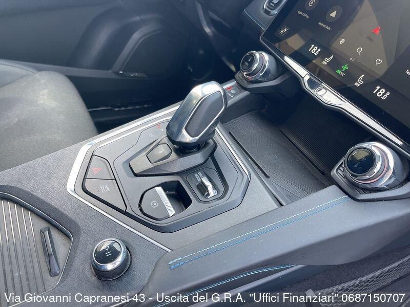 Lynk & Co 01 01 PHEV